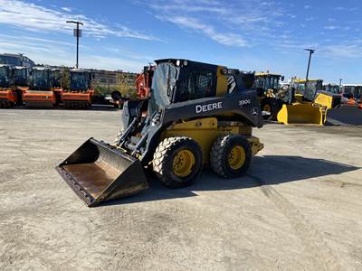 John Deere 330G Skid Steer