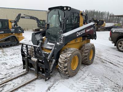 John Deere 330G Skid Steer