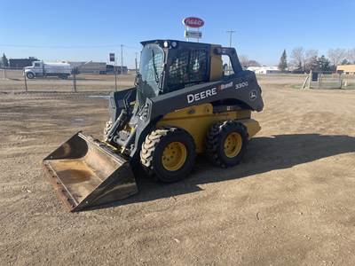 John Deere 330G Skid Steer