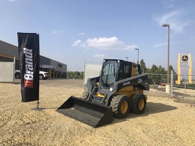 John Deere 330G Skid Steer