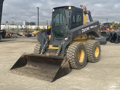 John Deere 330G Skid Steer