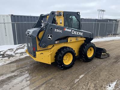 John Deere 330G Skid Steer