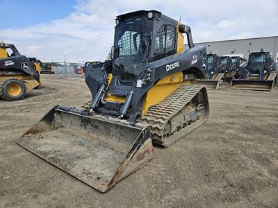 John Deere 331G Skid Steer