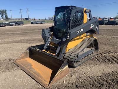 John Deere 331G Skid Steer