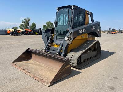 John Deere 331G Skid Steer
