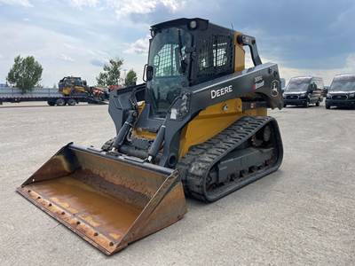 John Deere 331G Skid Steer