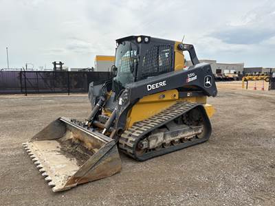 John Deere 331G Skid Steer