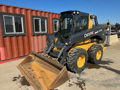 John Deere 332G Skid Steer