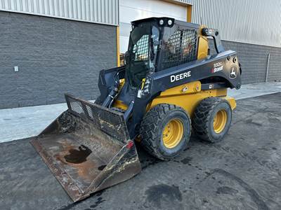 John Deere 332G Skid Steer