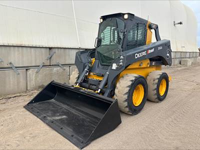John Deere 332G Mini Skid Steer
