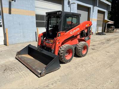 Kubota SSV65 Skid Steer