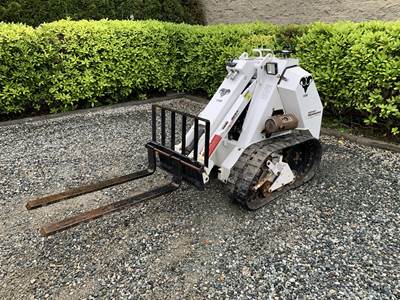 1150 Skid Steer