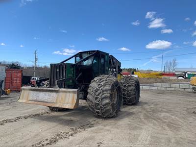 John Deere 848H Wheeled Grapple Skidder