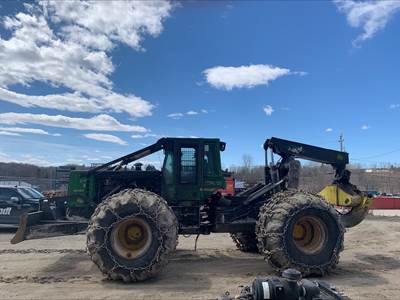 John Deere 848H Wheeled Grapple Skidder