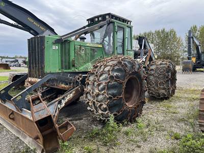John Deere 848H Wheeled Grapple Skidder