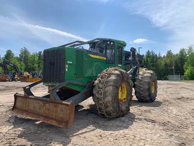 John Deere 848L Wheeled Grapple Skidder