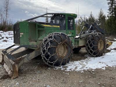 John Deere 848L Wheeled Grapple Skidder