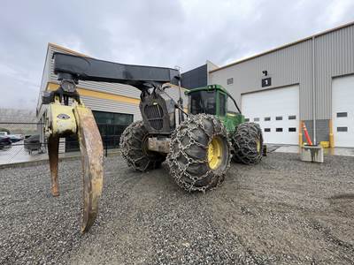 John Deere 848L Wheeled Grapple Skidder