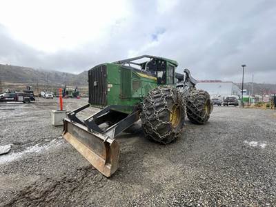 John Deere 848L Wheeled Grapple Skidder