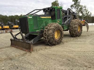 John Deere 848L-II Skidder