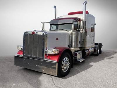 Peterbilt 389 Sleeper Semi Truck - Paccar 510HP