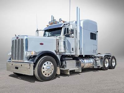 Peterbilt 389 Sleeper Semi Truck - 565HP