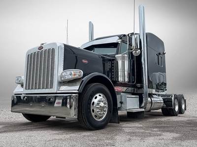 Peterbilt 389 Sleeper Semi Truck - 500HP