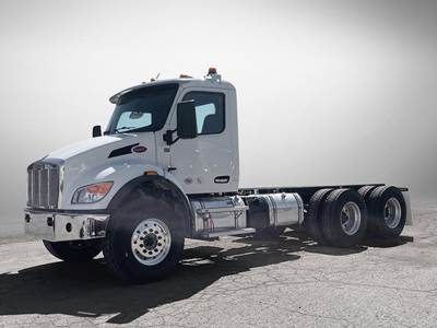 Peterbilt 548 Sleeper Semi Truck - 350HP