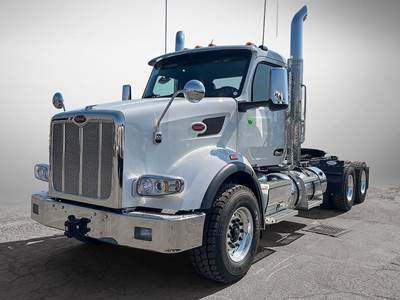 Peterbilt 567 Sleeper Semi Truck - Paccar 510HP