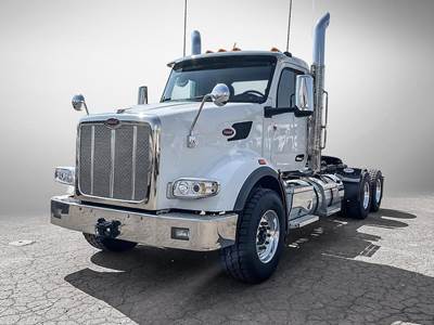 Peterbilt 567 Sleeper Semi Truck - Paccar 510HP