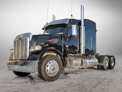 Peterbilt 567 Sleeper Semi Truck - Paccar 510HP