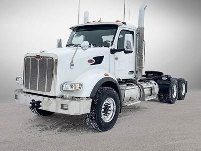Peterbilt 567 Sleeper Semi Truck - 510HP