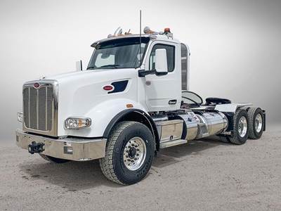 Peterbilt 567 Sleeper Semi Truck - 565HP