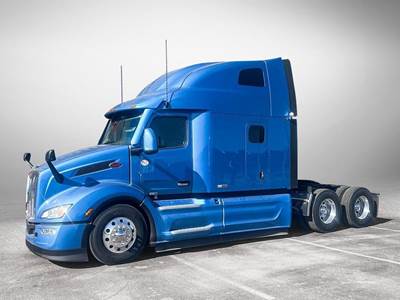 Peterbilt 579 Sleeper Semi Truck - 80" Raised Roof Sleeper, 455HP