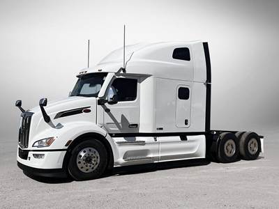 Peterbilt 579 Sleeper Semi Truck - Paccar 510HP
