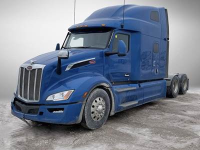 Peterbilt 579 Sleeper Semi Truck - 485HP