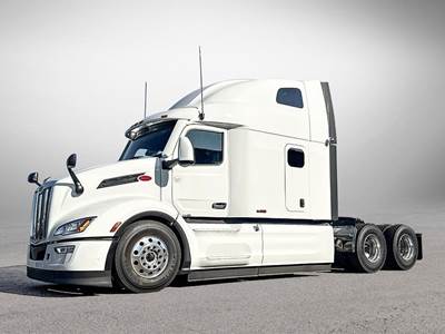 Peterbilt 579 Sleeper Semi Truck - 80" Raised Roof Sleeper, 455HP