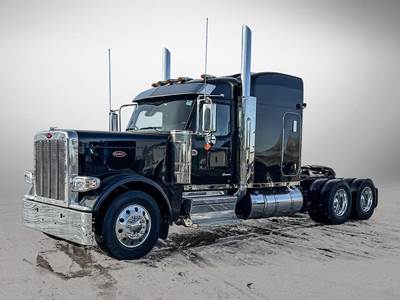 Peterbilt 589 Sleeper Semi Truck - 565HP