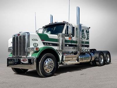 Peterbilt 589 Sleeper Semi Truck - Cummins 565HP