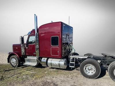 Peterbilt 589 Sleeper Semi Truck - 80" Raised Roof Sleeper, 500HP