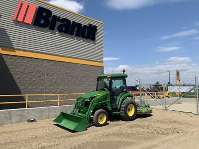 John Deere 3046R Tractor