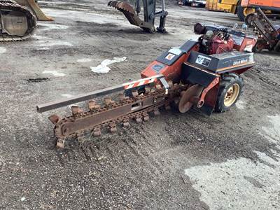 Ditch Witch 1820 Trencher