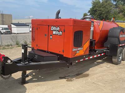Ditch Witch HX30 Trencher