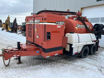 Ditch Witch FX60 Hydro-Excavator Vacuum Trailer