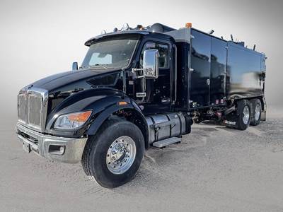 Kenworth T480 Tandem Axle Vacuum Truck - 360HP