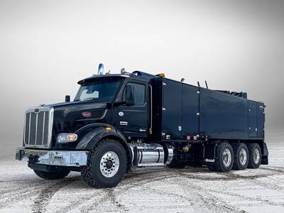 Peterbilt 567 Vacuum Truck - 510HP