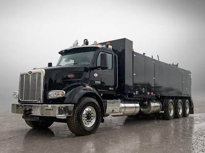Peterbilt 567 Vacuum Truck - 510HP