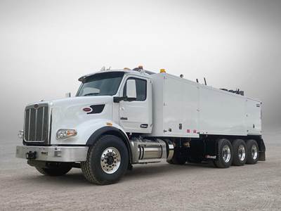Peterbilt 567 Tri Axle Vacuum Truck - 510HP