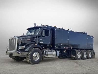 Peterbilt 567 Vacuum Truck - 510HP