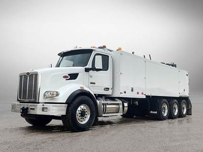 Peterbilt 567 Tri Axle Vacuum Truck - 510HP